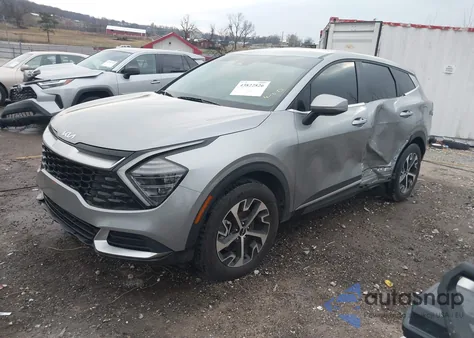 2024 Kia Sportage Ex z USA, uszkodzony, nr VIN KNDPV3DF2R7269573